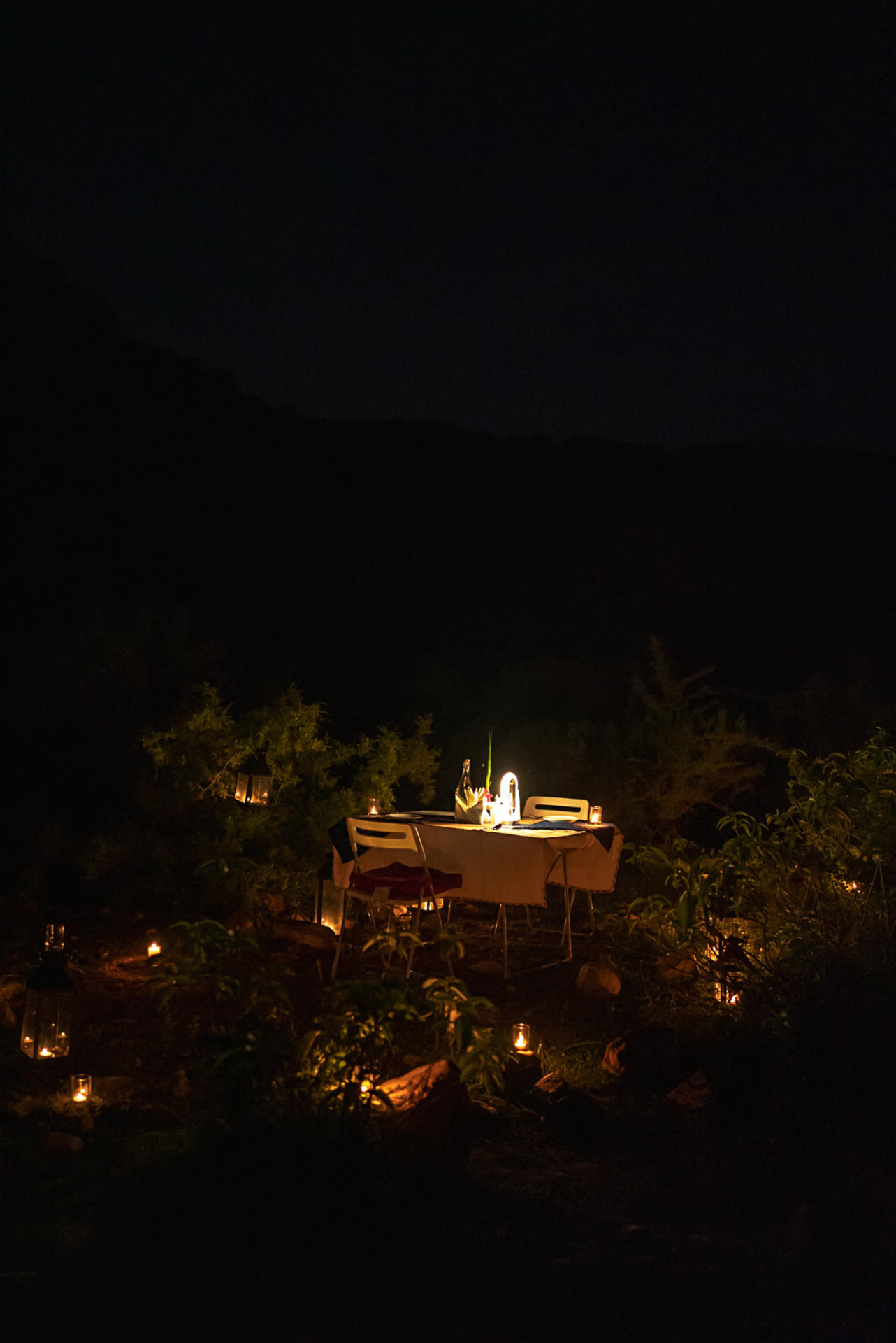 Dining & Experiences